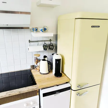 Appartement 5 Min To Sea, 8 Min To Train Station, Parking